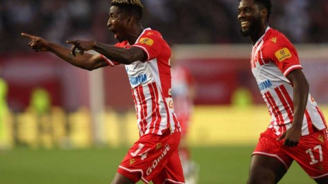 红星球场友谊赛红星五球横扫佛罗伦萨