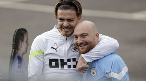 欧冠前夕曼城备战训练现场直击