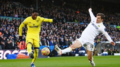 英超惊魂夜：班福德读秒绝平，利兹联2-2战平布伦特福德