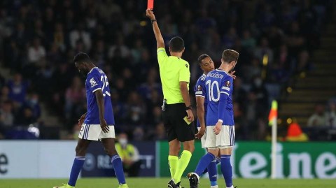 欧联杯惊魂四十五分钟：蓝狐两球领先惨遭奥斯梅恩双响绝平