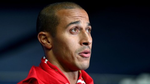 蒂亚戈的红军初考验：当梦想启航遭遇病毒隔离