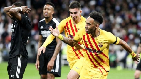 世纪之战巴塞罗那客场四球完胜皇家马德里