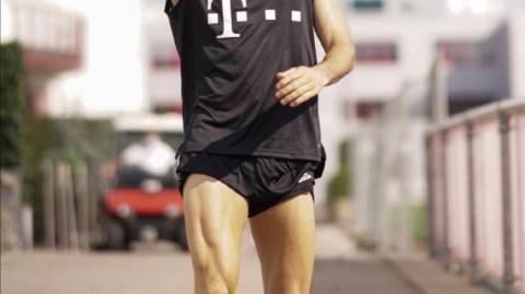 莱万多夫斯基吹响集结号 拜仁锋霸以钢铁之躯开启新赛季卫冕征程