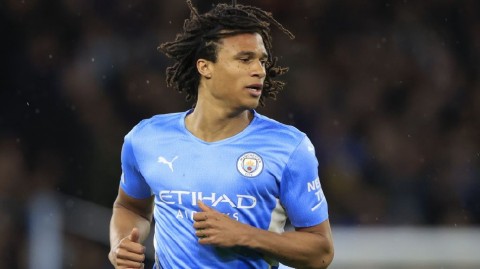 蓝桥再添强援切尔西接近签下曼城铁卫阿克