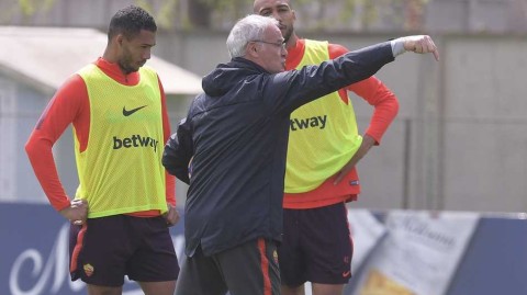 扎尼奥洛蓄须明志？罗马训练场超新星造型引领新风尚