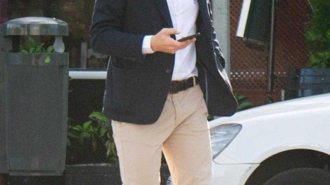 四十不惑与人间烟火：圣卡西生日早晨的孤独与从容