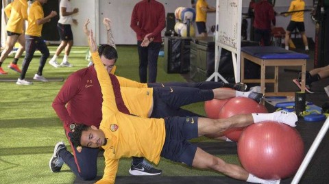 永恒之城枕戈待旦：罗马特里戈里亚基地的欧联杯远征前夜