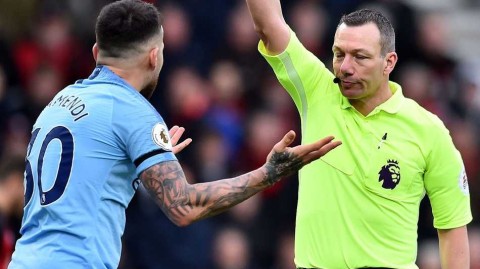 曼城铁腰破局，蓝月亮剑豪取关键三分