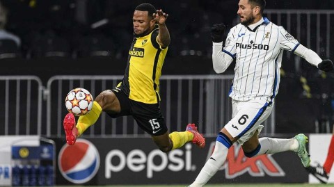 欧冠疯狂之夜：伯尔尼年青人补时阶段连入两球，亚特兰大读秒任意球绝平缔造经典