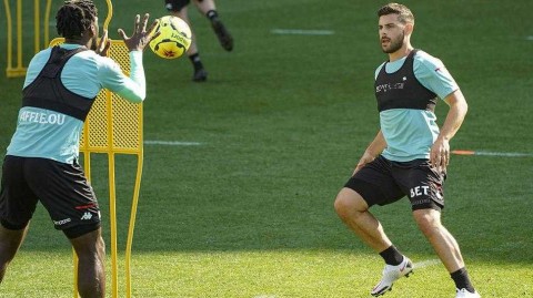 摩纳哥公国艳阳下的冲锋号角：聚焦新赛季启航前的最后淬炼