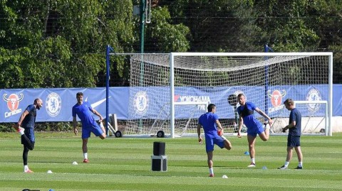 封锁终结：切尔西的科巴姆复工日记