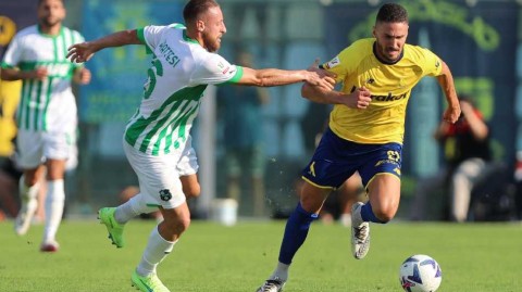 意乙新军逆袭意甲劲旅 意大利杯上演惊天冷门