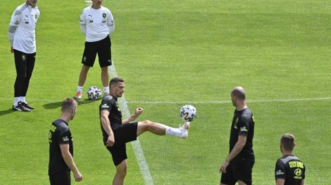 捷克铁骑的童话前夜：战丹麦前的轻松一刻