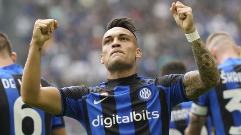 蓝黑军团主场奏凯 巴雷拉闪耀全场助国米轻取对手