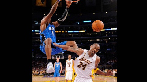 时光机重启：重温08-09赛季NBA十大封神扣篮名场面