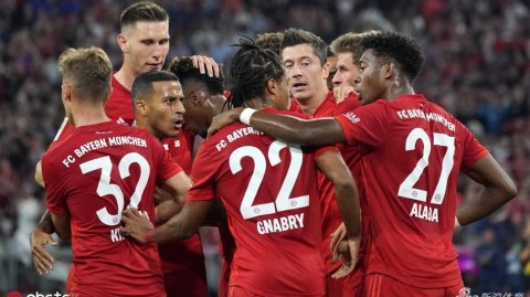 德甲揭幕战拜仁战平柏林赫塔 莱万独中两元救主