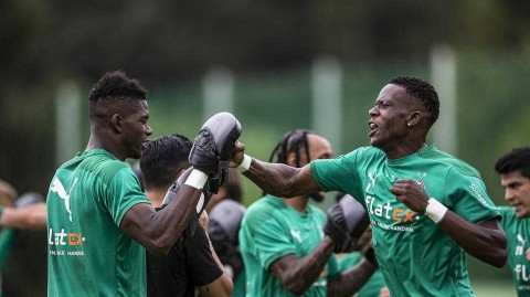 小马驹全力冲刺：门兴格拉德巴赫202021赛季季前备战直击