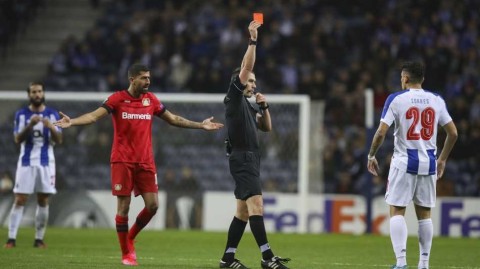 新星闪耀巨龙球场：哈弗茨传射建功，勒沃库森强势双杀波尔图