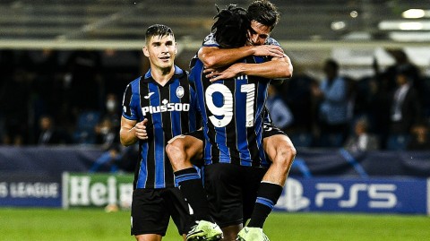 蓝黑之夜与红蓝之殇：回看2021欧冠那一天的冰火两重天