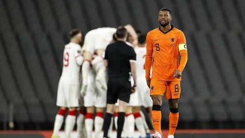 星月战神闪耀伊斯坦布尔，郁金香军团黯然凋零