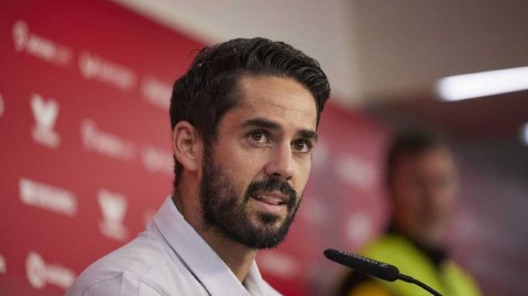 塞维利亚迎回游子伊斯科 皮斯胡安万人欢呼见证新传奇启程