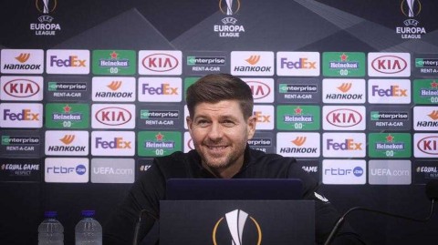 杰拉德的流浪者欧战之夜：暴雨、惊天远射与历史性突破