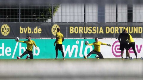 大黄蜂蛰伏后亮出毒针：多特蒙德全面冲刺德甲重启倒计时