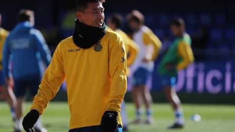 武磊西甲首秀：中国足球的闪耀时刻