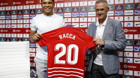 欧联杯冠军前锋加盟格拉纳达 哥伦比亚射手的全新征程