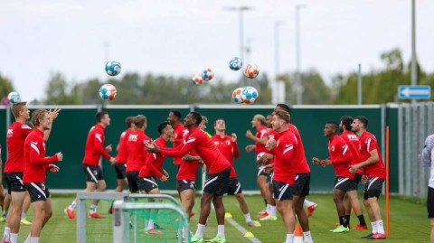 奥格斯堡低调备战，迎向德甲第二轮关键战役