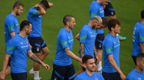 蓝衣军团备战欧国联风云