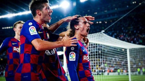 格列兹曼撒花致敬詹姆斯，足球与篮球的梦幻联动