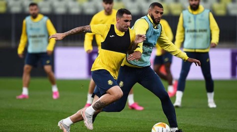 波兰硝烟弥漫，黄色潜水艇静候决赛时刻