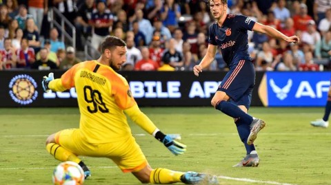 北美夏夜鏖兵：基米希妙传撕破防綫 格雷茨卡一剑封喉退米兰