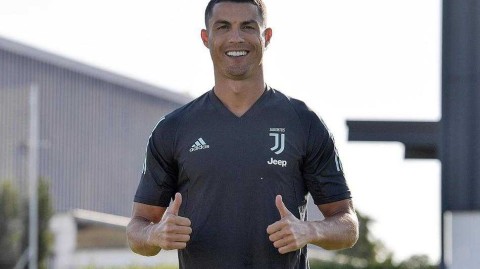 欧冠生死战前的静谧与喧嚣 尤文图斯最后一练