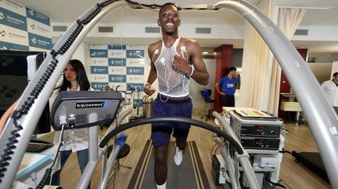 红蓝军团重装启航 巴萨众将集结体育城开启新赛季征程