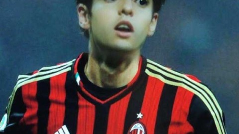 当绝代双骄回到穿开裆裤的年纪，AI合成照片里的足坛巨星简直萌翻了！