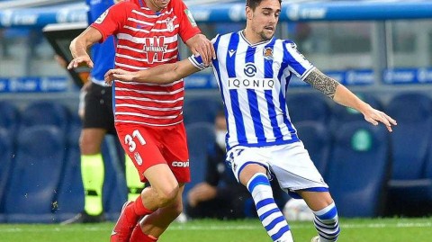 皇家社会主场激战格拉纳达，定格巴斯克绿茵场的热血瞬间