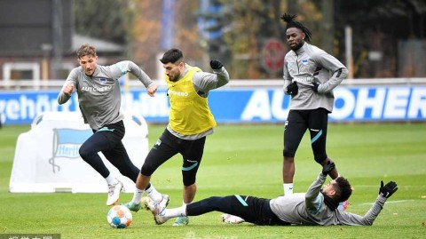 柏林严冬中的炽热备战 首都之师蓄势待发