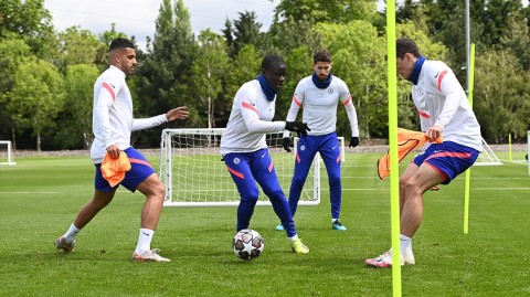 蓝军静待决战时刻：切尔西欧冠决赛前的最后一练