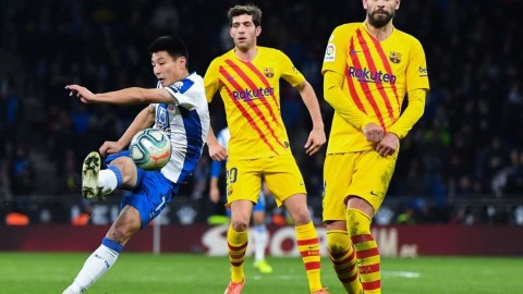 武磊区域：从亚洲杯的惊天侧钩到攻破巴萨的永恒瞬间