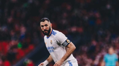 绿叶到红花的华丽蜕变：本泽马的璀璨新生