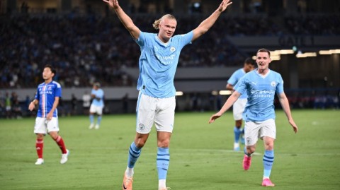 蓝月东征掀进球盛宴 哈兰德双响定乾坤