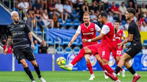 欧协联资格赛的夜晚：圣科洛马主场憾负阿尔克马尔