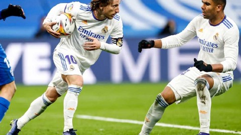 伯纳乌的惊魂夜读秒绝平捍卫白衣荣耀