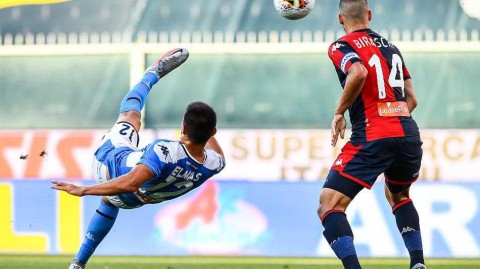 意甲经典战：那不勒斯客胜热那亚，洛萨诺替补奇袭，热那亚深陷降级泥潭