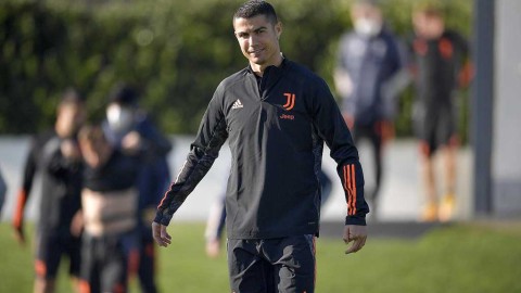 斑马军团蓄势待发：C罗领军尤文图斯全力冲刺欧冠小组赛