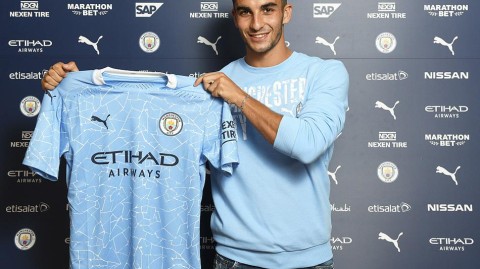 西班牙新星闪耀蓝月：费兰·托雷斯正式加盟曼城，开启伊蒂哈德新征程