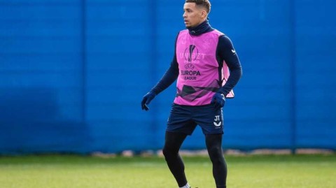 二月寒风中燃烧的蓝色火焰：格拉斯哥流浪者备战背后的王朝雄心