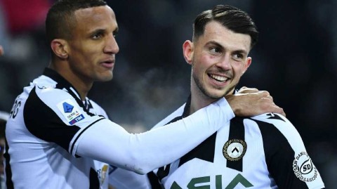 意甲绿茵激战记：乌迪内斯与维罗纳的冬夜对决